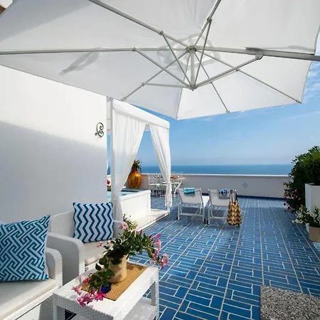 Terrazza Zaffiro 4* Позитано