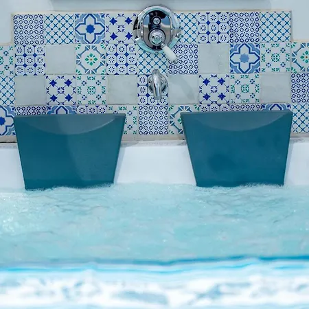 Terrazza Zaffiro בית הארחה