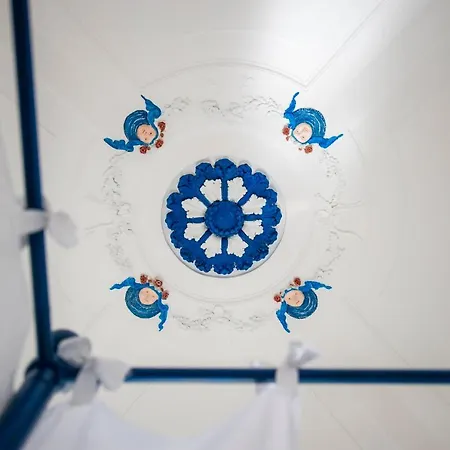 Terrazza Zaffiro بيت ضيافة 4*