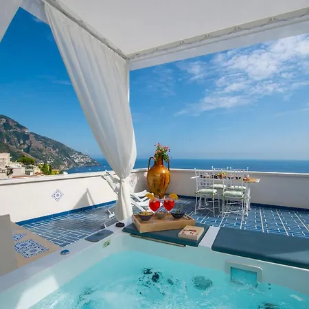 Terrazza Zaffiro 4* פוזיטנו